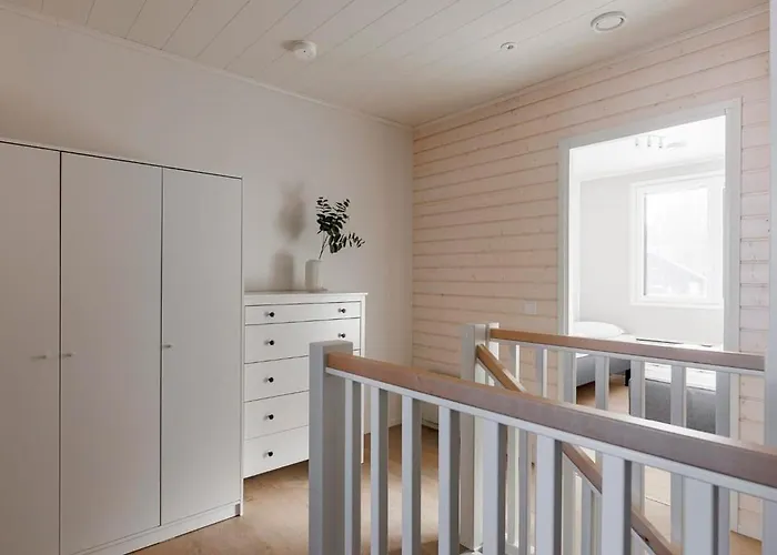 Hattara A - 12 Hloe, Golf וילה